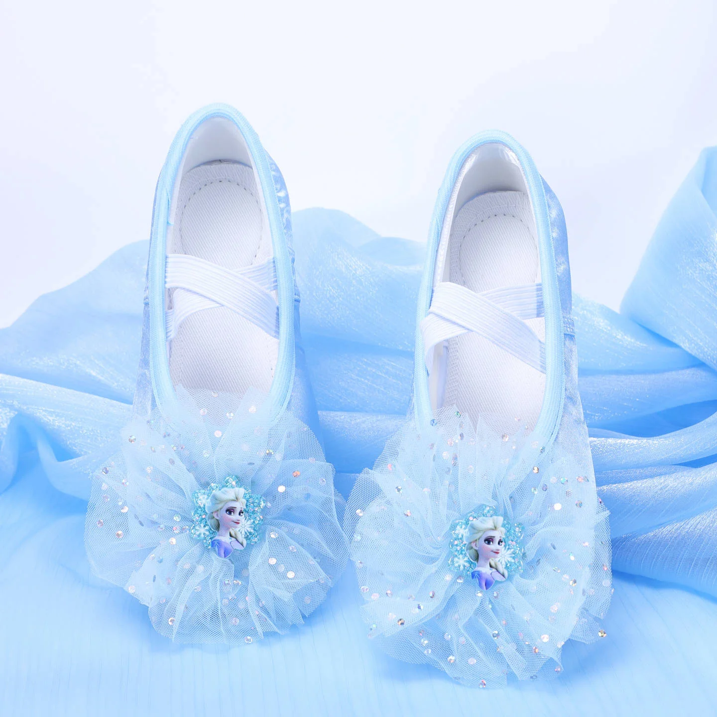 

Girls Ballet Shoes Soft Sole Ballet Dance Slippers Elsa Children Practise Gymnastic Ballerina Shoes White Shoes Size 23-39