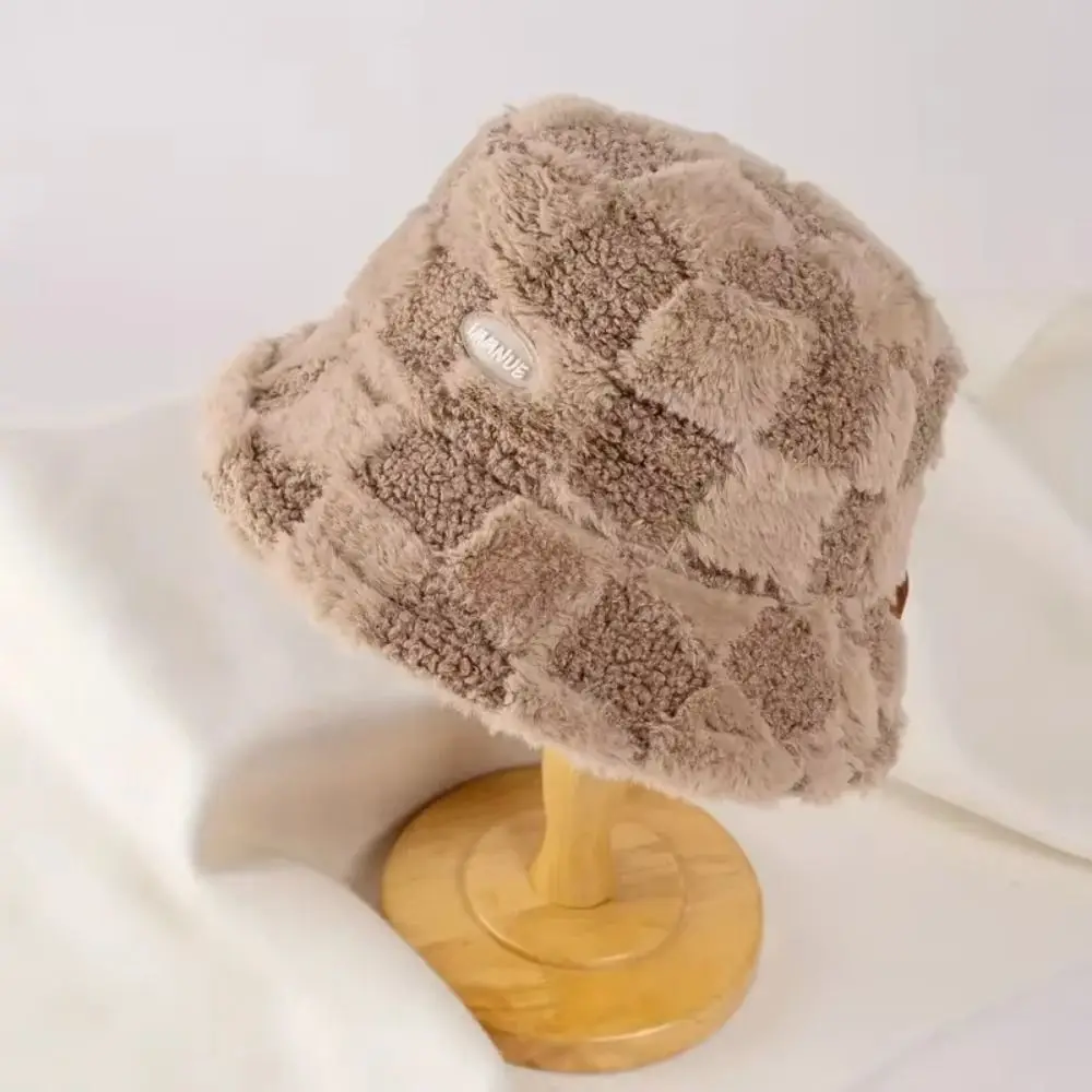 Elegant Plaid Checkered Women Bucket Hat Adjustable Faux Fur Checkered Basin Hat Wind-Resistant Warm Basin Cap Travel