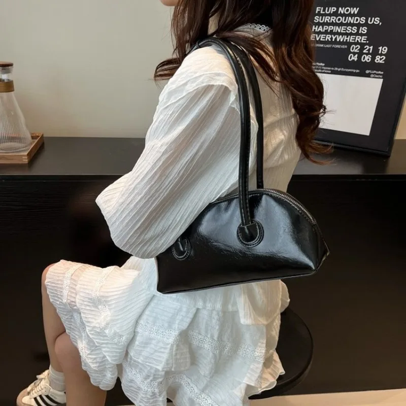 

Simple Vintage Diaper Bag Women's High-End Backpack Casual Stylish Leather Handbag Fashionable Letter Logo