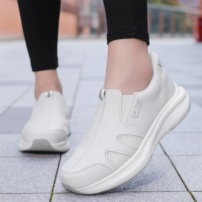 Women Men Nurse Work Shoes Breathable Mesh Slip-on Loafers White Black Casual Comfortable Medical Hospital Shoes for Couples