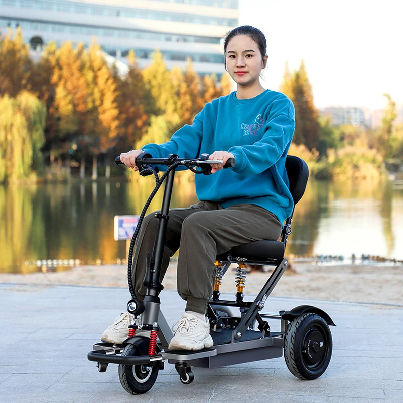 ความเร็ว 18/22 กม./ชม. ความจุ 120 กก. สกู๊ตเตอร์ไฟฟ้าแบบสปริงโช้คอัพ Mobility Scooter สําหรับผู้สูงอายุ