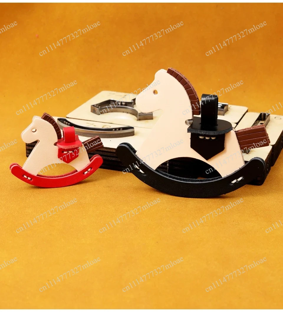 

Handmade DIY leather blanking knife mold, Japanese knife and wooden board, sharp and durable, rocking horse knife mold