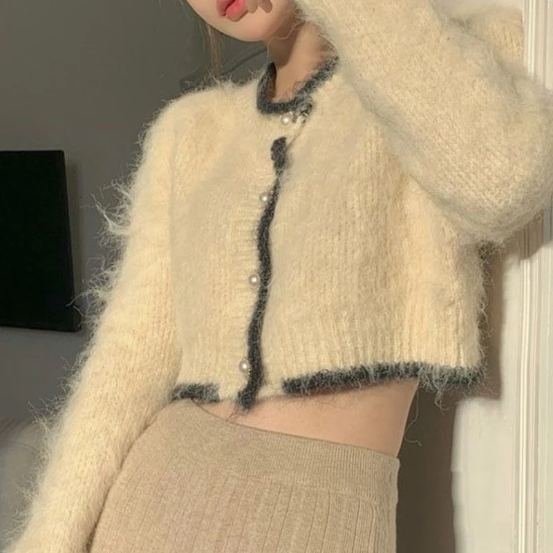 

Mink Velvet Soft Waxy Wind Sweater in Autumn and Winter Wears A Short Cardigan Mao Mao Coat