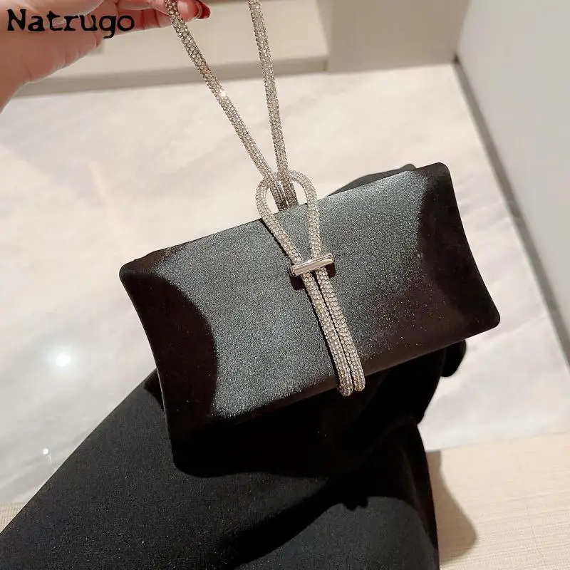 Bolso de mano de terciopelo con correa de transporte de diamantes, bolso de banquete, bolso de cóctel de noche, negro