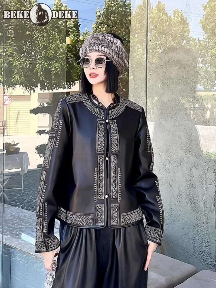 Ethnic Style Women Embroidery Genuine Leather Jacket O-Neck New Spring Long Sleeve Casual Designer Fashion Sheepskin Short Coat