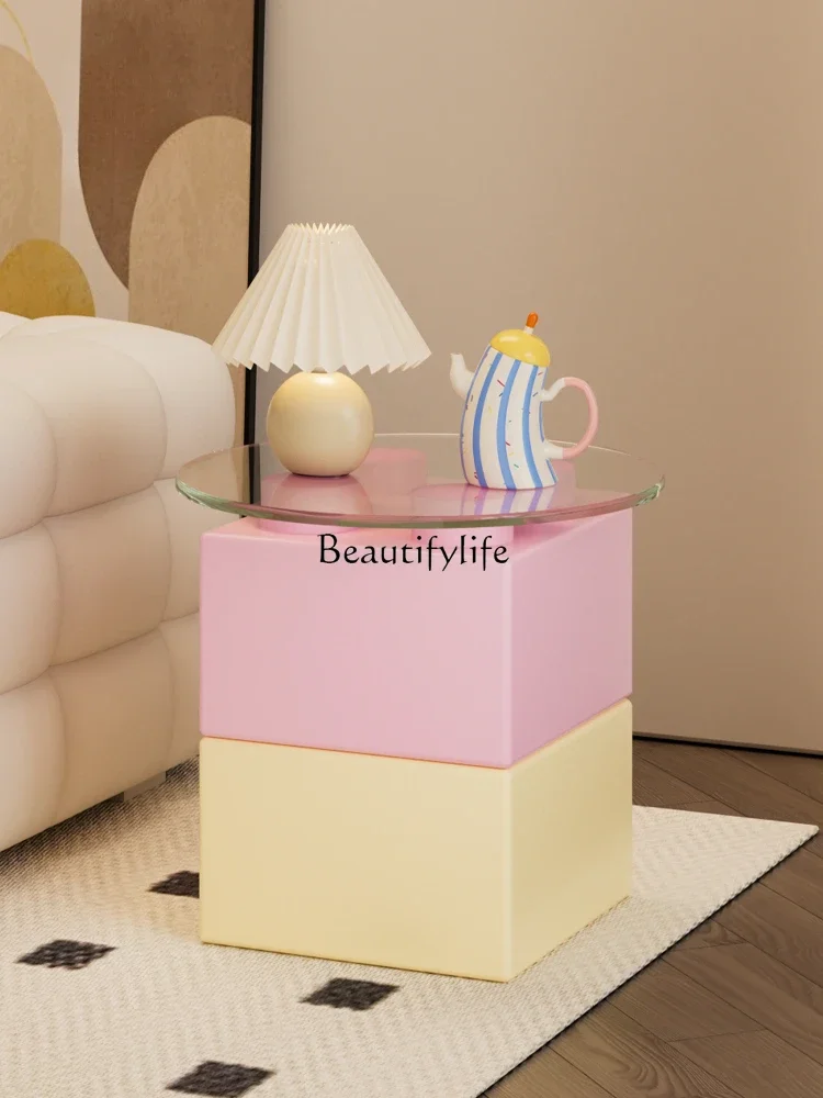 Cream wind creative coffee table floor ornament next to sofa home decoration dopamine bedside table