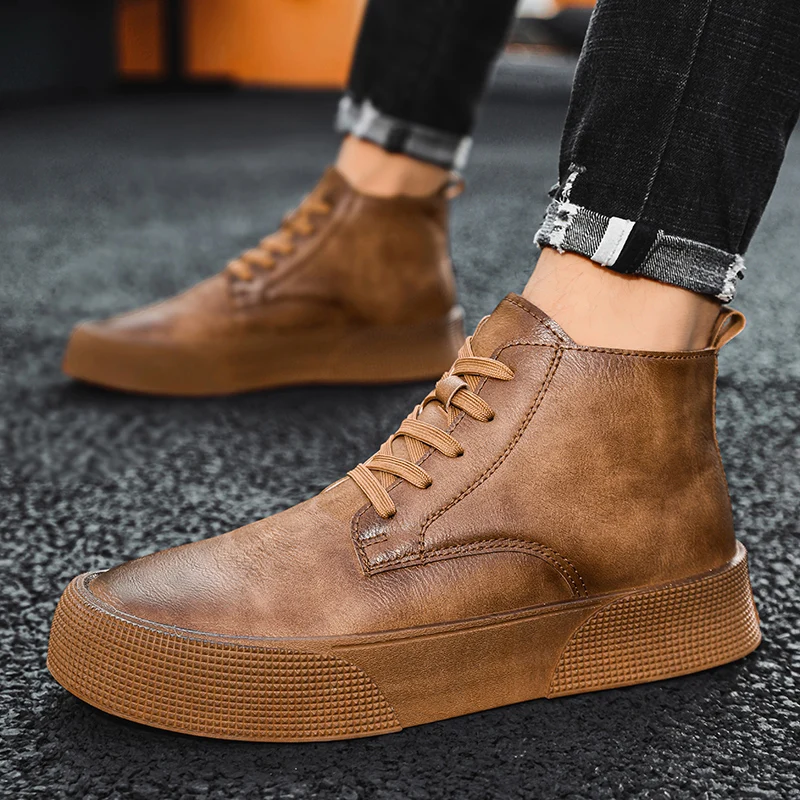 Spring and Autumn Men\'s Ankle Boots High Top Solid Color Leather Sports Motorcycle Boots Work Boots Thick Bottom Skateboarding