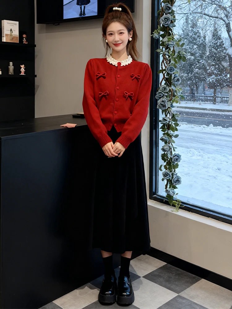 

Fashionable Pearl Knot Knitted Cardigan Set Women's Autumn Winter New Design Sensation Red Sweater Pleated Skirt