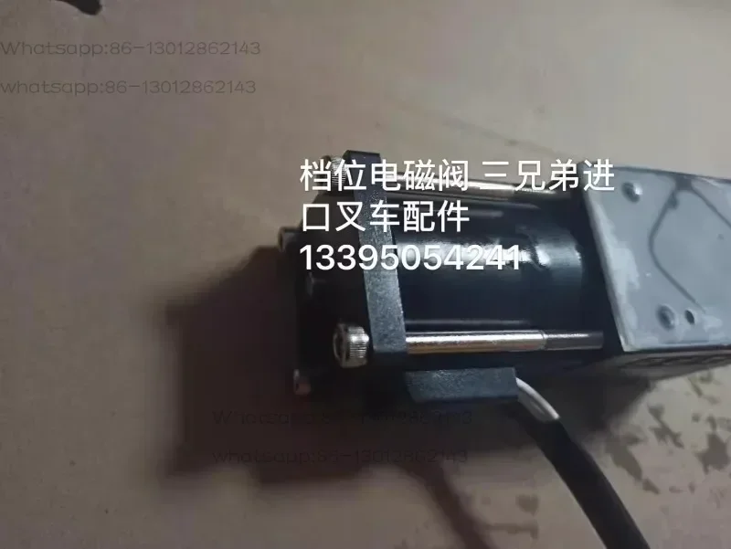 Imported forklift engine maintenance accessories C240 automatic transmission gear control valve