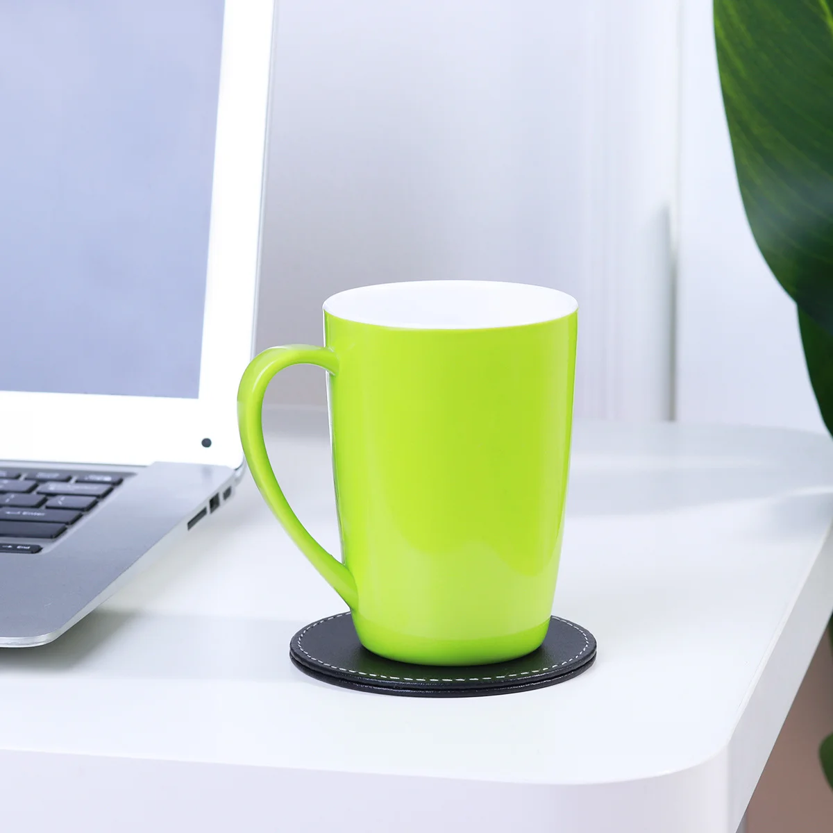 

6Pcs PU Coaster Set Round Design Non Slip Water Resistant Cup Mats Holder Protect Furniture from Stains for Home Office