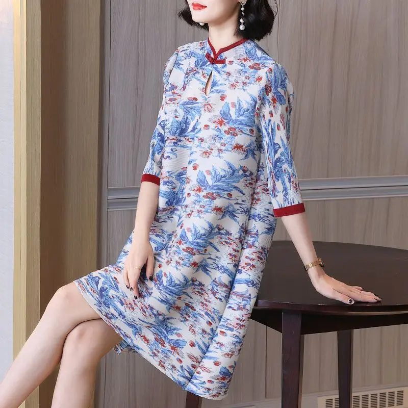 Standing collar fashionable dress, new summer product, button up, western-style print, medium length, loose A-line