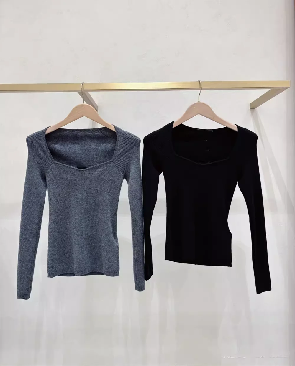 

Women 2-Color Sweater Square Collar Long Sleeve Slim Knitted Pullover