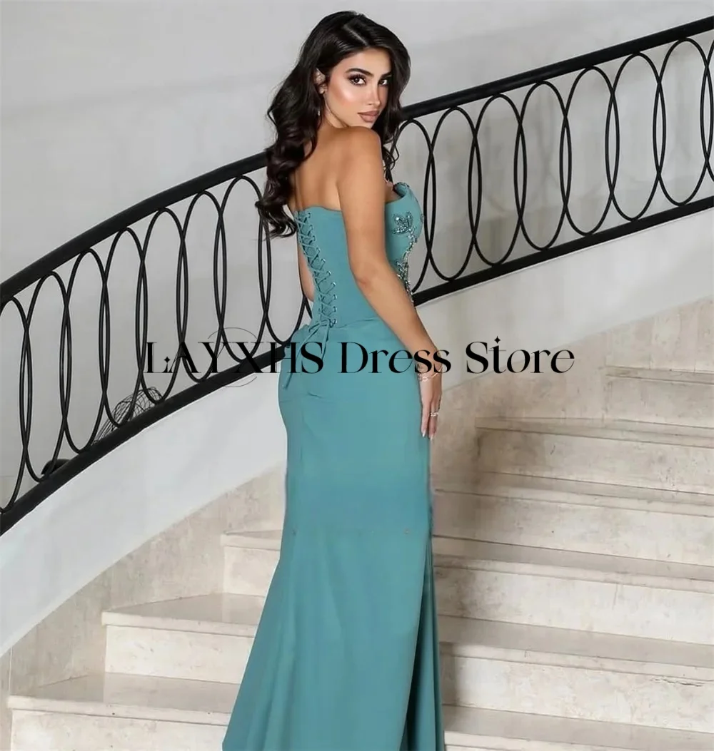 Luxuriöse herzförmige Abendkleider im Meerjungfrau-Stil, glänzende, mit Perlen besetzte Ballkleider mit Schlitz und Schlitz, individuell gestaltet