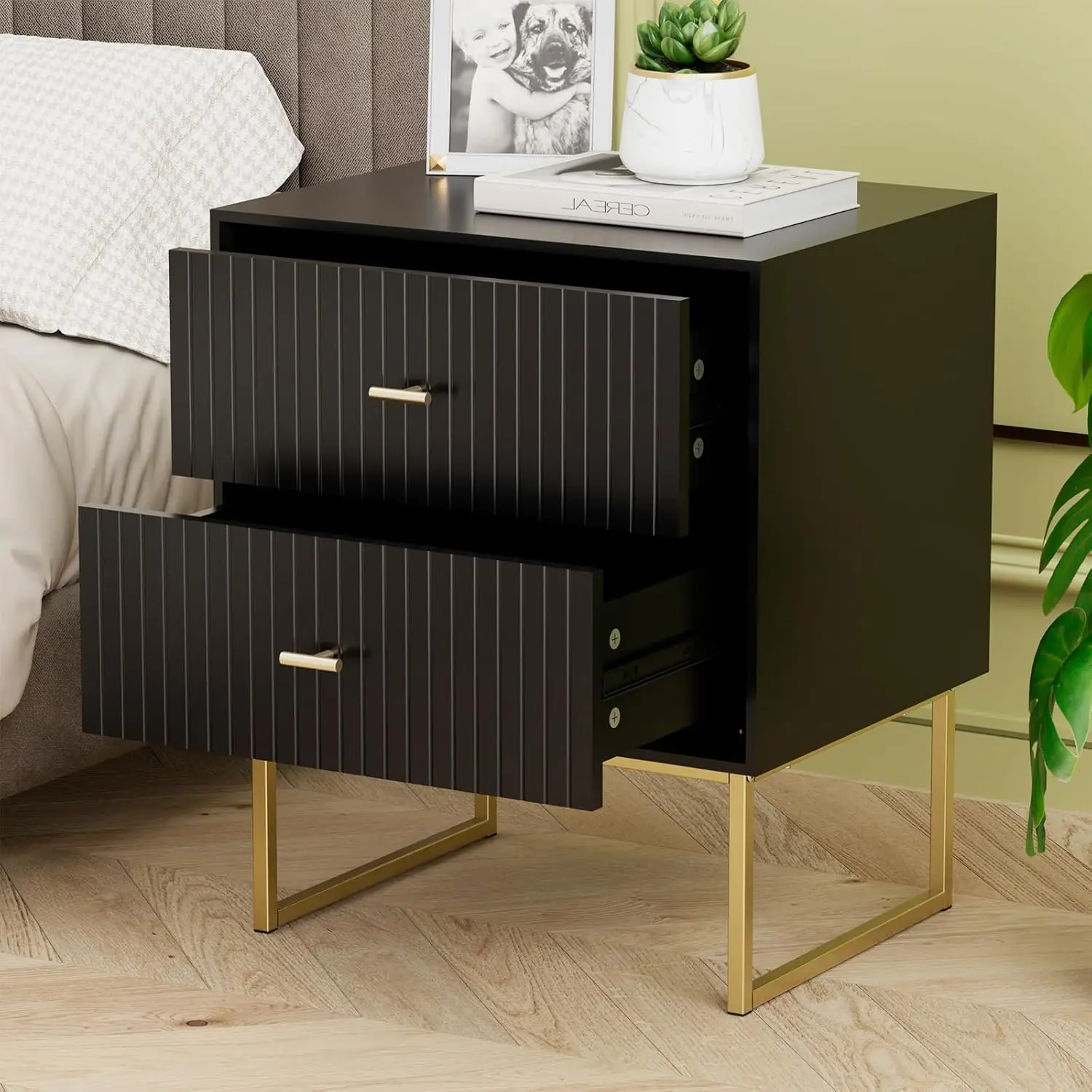 طقم منضدة سوداء مكونة من 2، طاولات بجانب السرير خشبية حديثة مع أدراج ومقابض معدنية #5