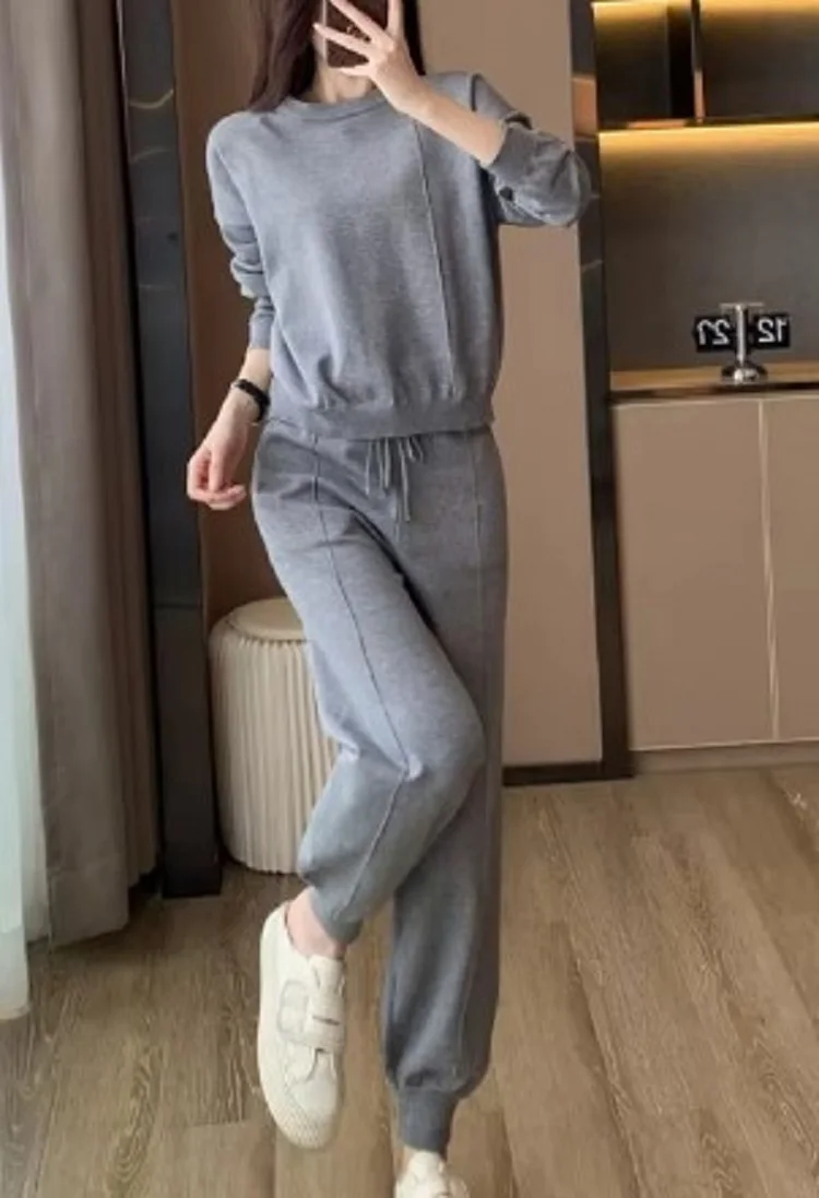 Women's Round Neck Long Sleeved Knitted Top Casual Sports Set Wide Leg Pants Pullover Sweater New Fashion 2 Pcs Set