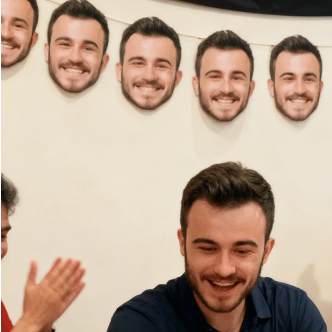 Personalisiertes Foto-Gesichtsbanner, Individuelle Menschen- und Haustierkopf-Girlande für Geburtstag, Junggesellinnenabschied und Partydekoration – Detail 5