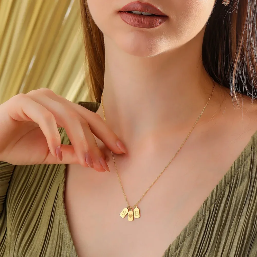 

Engraved Name Necklace Personalized Multi Name Small Gold Tag Stainless Steel Necklace Custom Women's Jewelry Gift For Mom