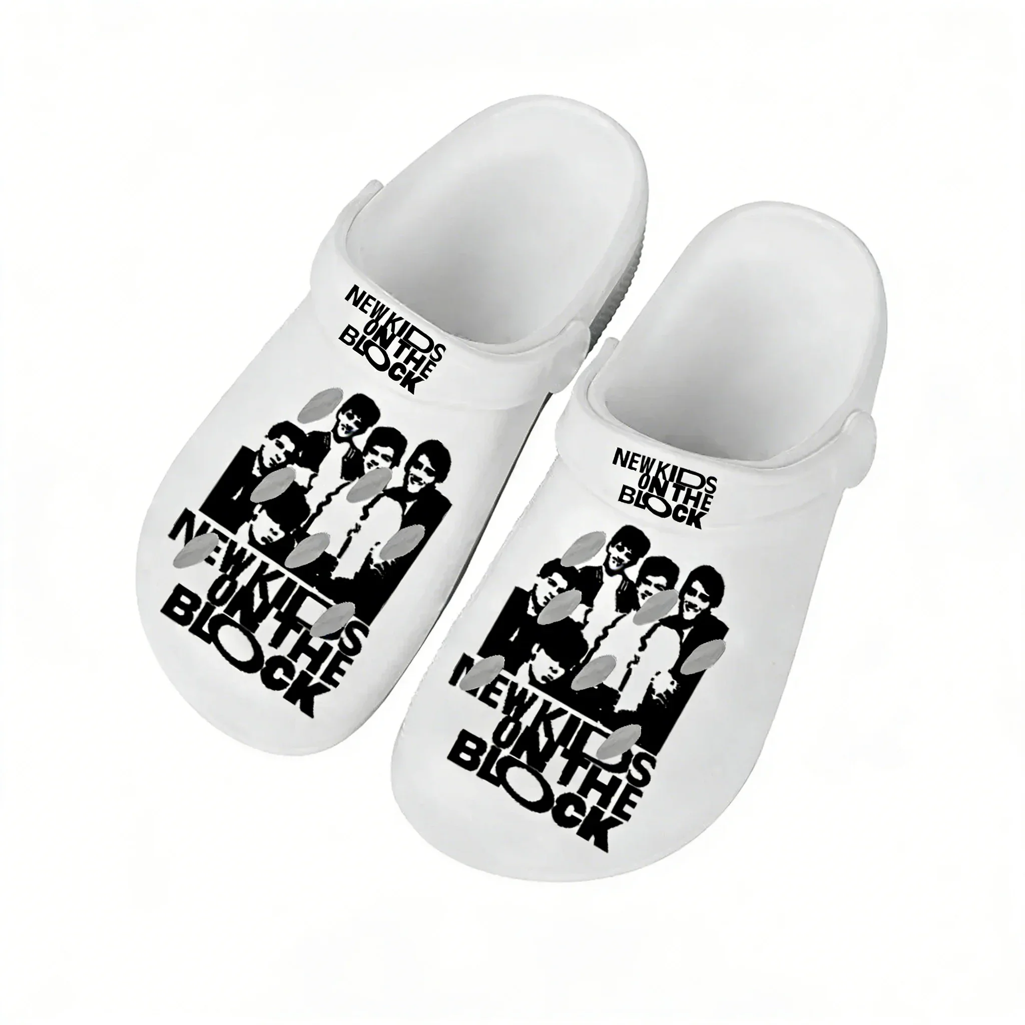 

New Kids On The Block Water Shoes Mens Womens Comfortable Home Garden Clogs Customizd Sandals Beach Breathable Hole Slippers