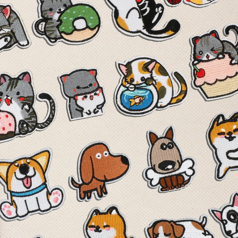 Pet Cartoon Cat and Dog Patch Embroidery Stickers Cute Cats Fusible Embroidery Patch Clothes Hats Shoes Iron-on Patches Stickers