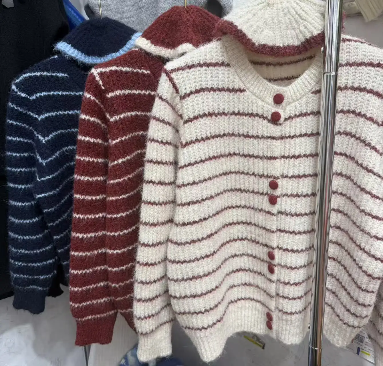 سترة محبوكة مخططة للنساء للخريف والشتاء سترة عتيقة على الطراز الكوري معطف محبوك بأكمام طويلة واحدة الصدر #6