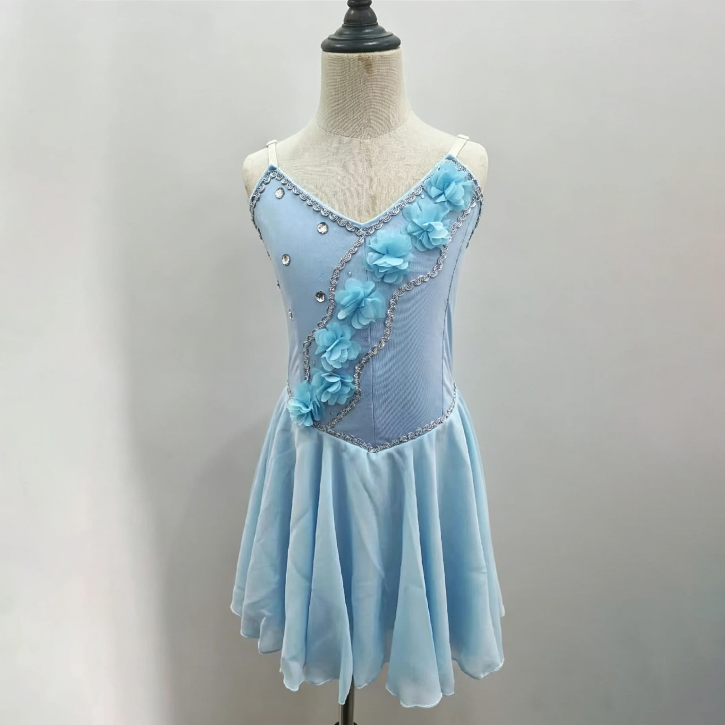 abito-professionale-per-danza-lirica-con-diamanti-e-fiori-3d-in-chiffon-costume-da-ballerina-per-bambini