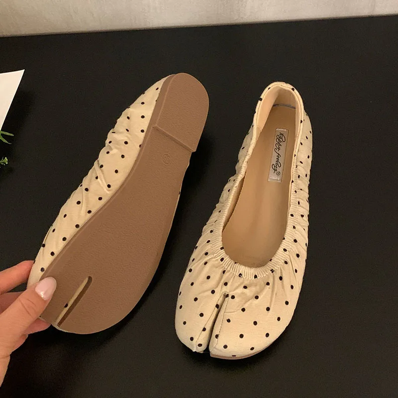 2026-brand-split-toe-women-flat-shoes-women-casual-loafer-soft-moccasin-fashion-tabi-ninja-mary-jane-single-shoes-female-mujer