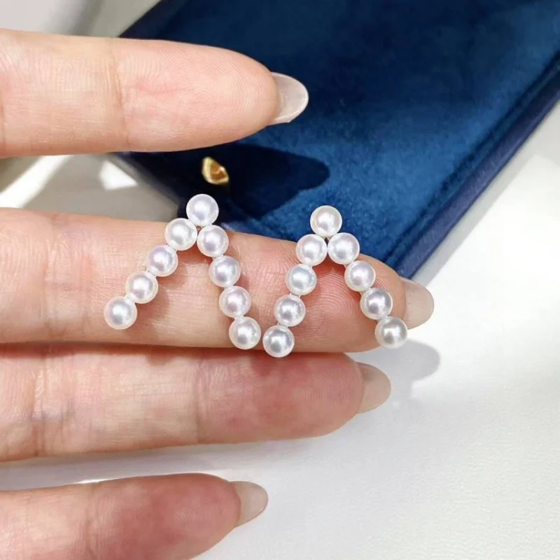 

SGARIT Jewelry 925 Sterling Silver V shape Classic Pearl Stud Earrings White Beads Accessories SE07