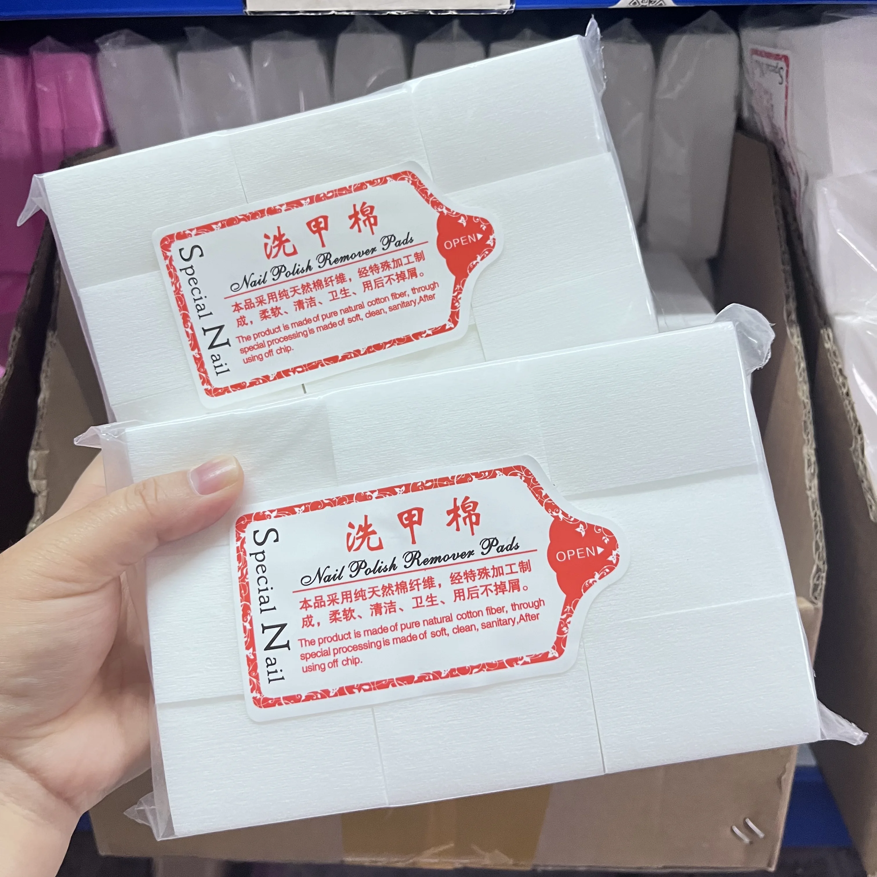 600 個糸くずの出ないコットンパッドネイルクリーニングコットンホワイト/ピンク/ブルー/イエローファイバーティッシュコットン DIY リムーバーマニキュアクリーナーパッド