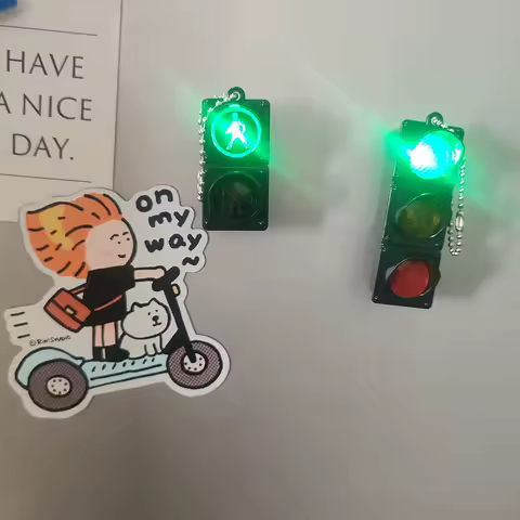3pcs Personalized and Funny Traffic Light Refrigerator Magnets Creative Fridge Magnet Decorative