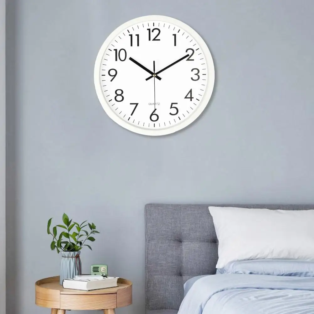 Decorative Wall Clock Easy-to-read Wall Clock High Accuracy Wall Clock with Numerals Easy to Hang Battery Operated Silent