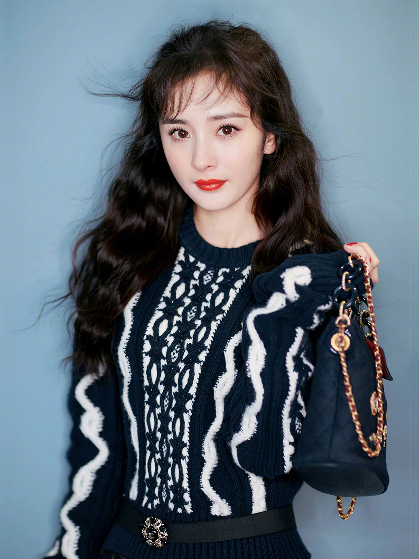 

Женский вязаный свитер Zhang Jianni: Зимняя модная новинка, эффектный дизайн, черно-белый, с эффектом кашемира, комфортная посадка