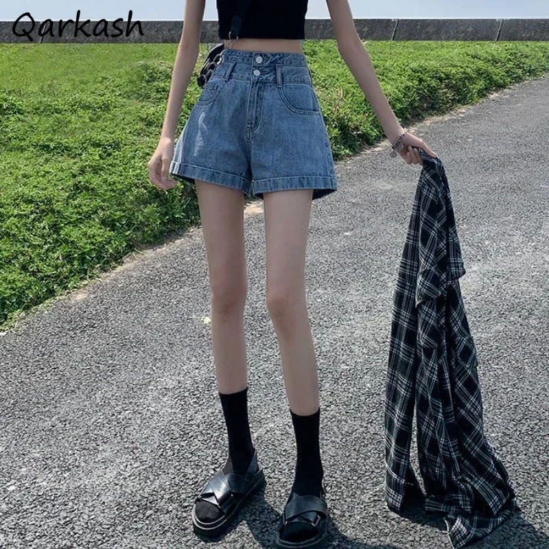 Denim Shorts Women Chic Pure Feminino Harajuku Casual All-match Bottom Summer Simple High Waist Preppy Style Student Button New