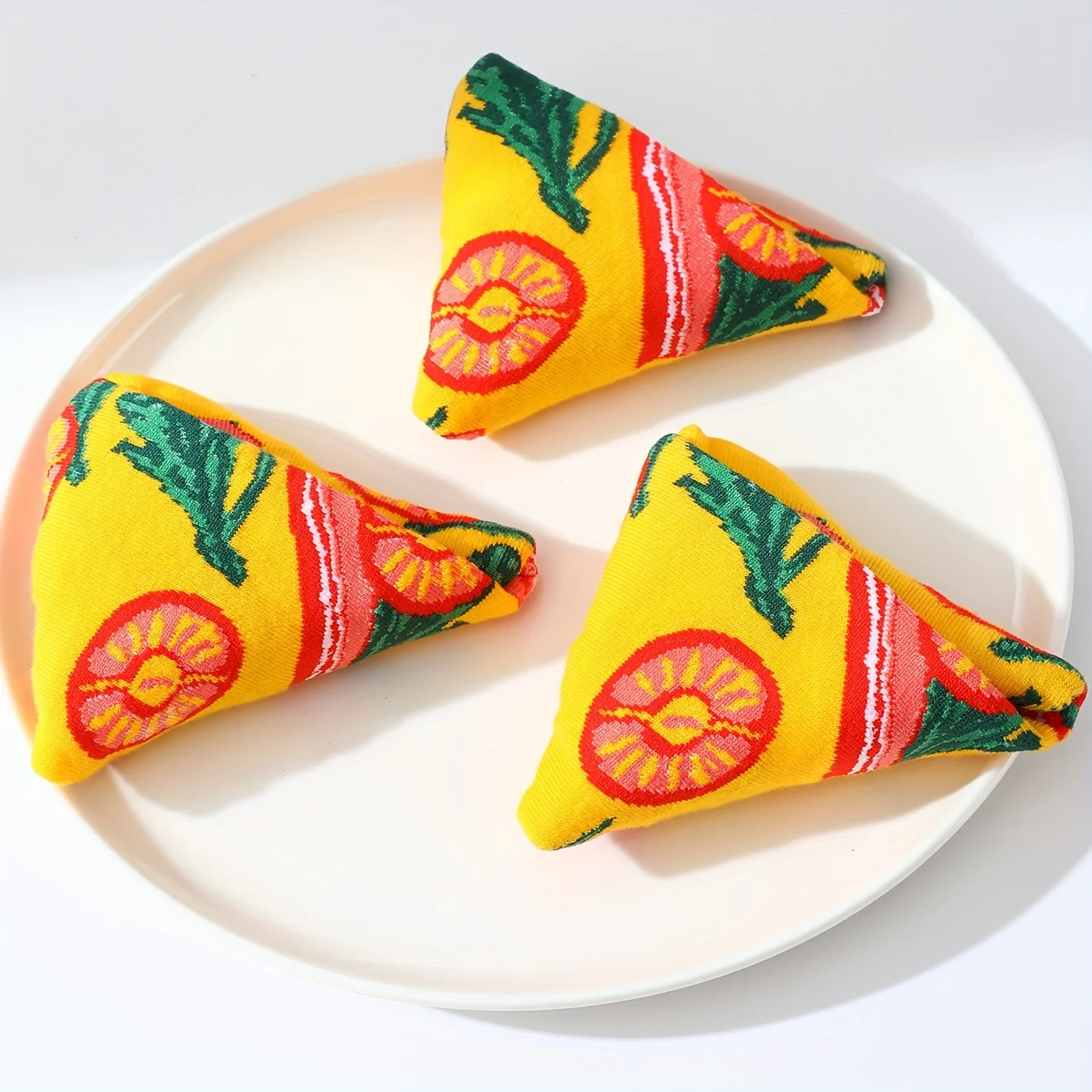 Four pairs of unique and colorful pizza patterns for men and women, gifts for friends on Halloween, socks for all four seasons