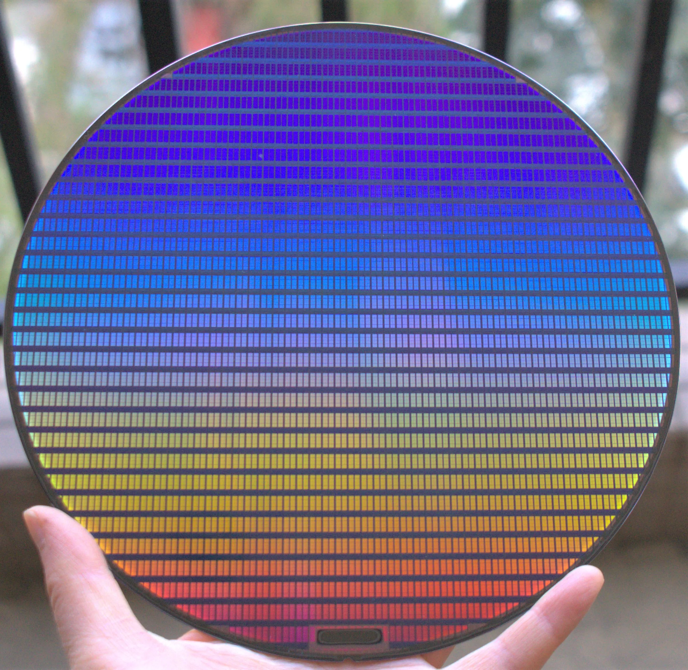 SMIC wafer CMOS silicon wafer semiconductor lithography chip integrated circuit millet