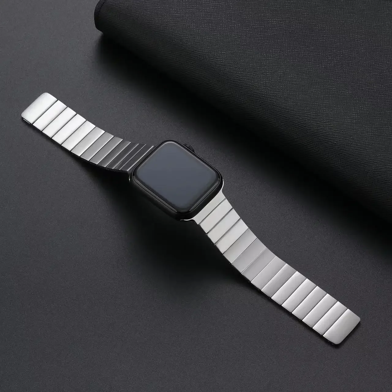 Metal Link Bracelet For Apple Watch Ultra 49mm 45mm 44mm 42mm 46mm 41mm Stainless Steel Magnetic Loop Belt iWatch 10 9 8 7 6 5 4