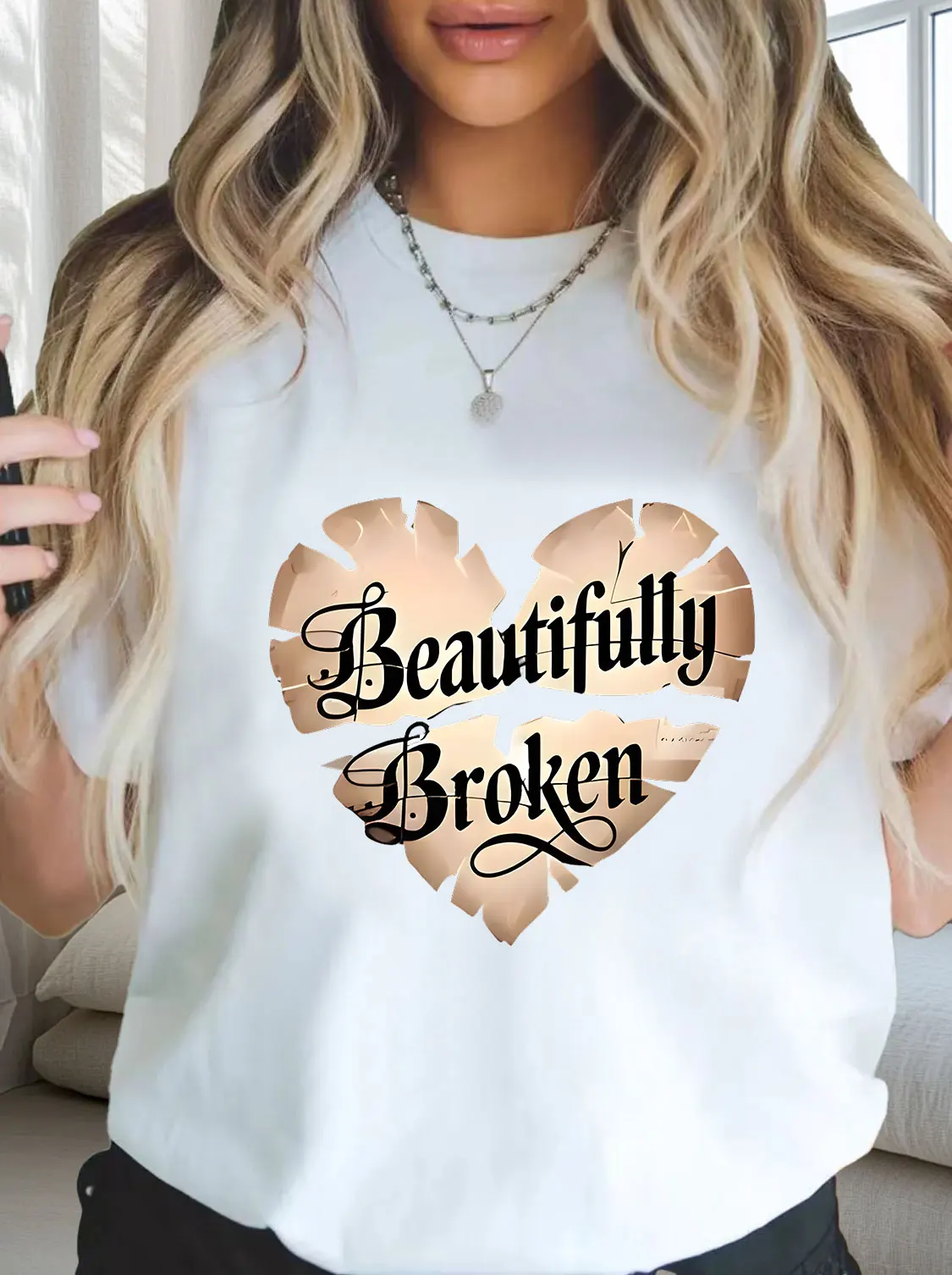 

Женская повседневная футболка больших размеров с рисунком разбитого сердца, белая