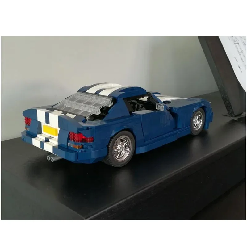 MOC- 100862   Supercoche de película GTS azul rojo versión doble montaje costura miniatura de bloques de construcción 1215 piezas niños juguete para regalo de cumpleaños