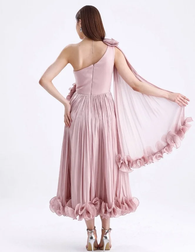 Personnalisé de haute qualité une épaule longueur de thé dos nu fermeture éclair rides robes Elegantes Para Mujer Gece Elbisesitohğün