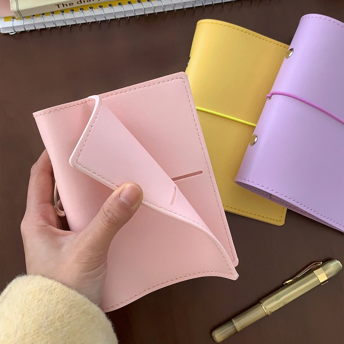 A7 Retro Pu Leather Binder 6 Ring Binder With 45 Sheets PU Clip-on Notebook Faux leather Loose Leaf Notebook Journal