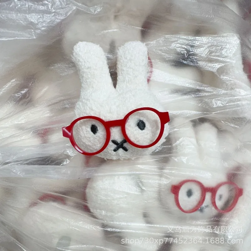 

Популярная серия плюшевых игрушек Миффи: креативные оправы для очков, изысканные материалы для рукоделия для мальчиков и девочек