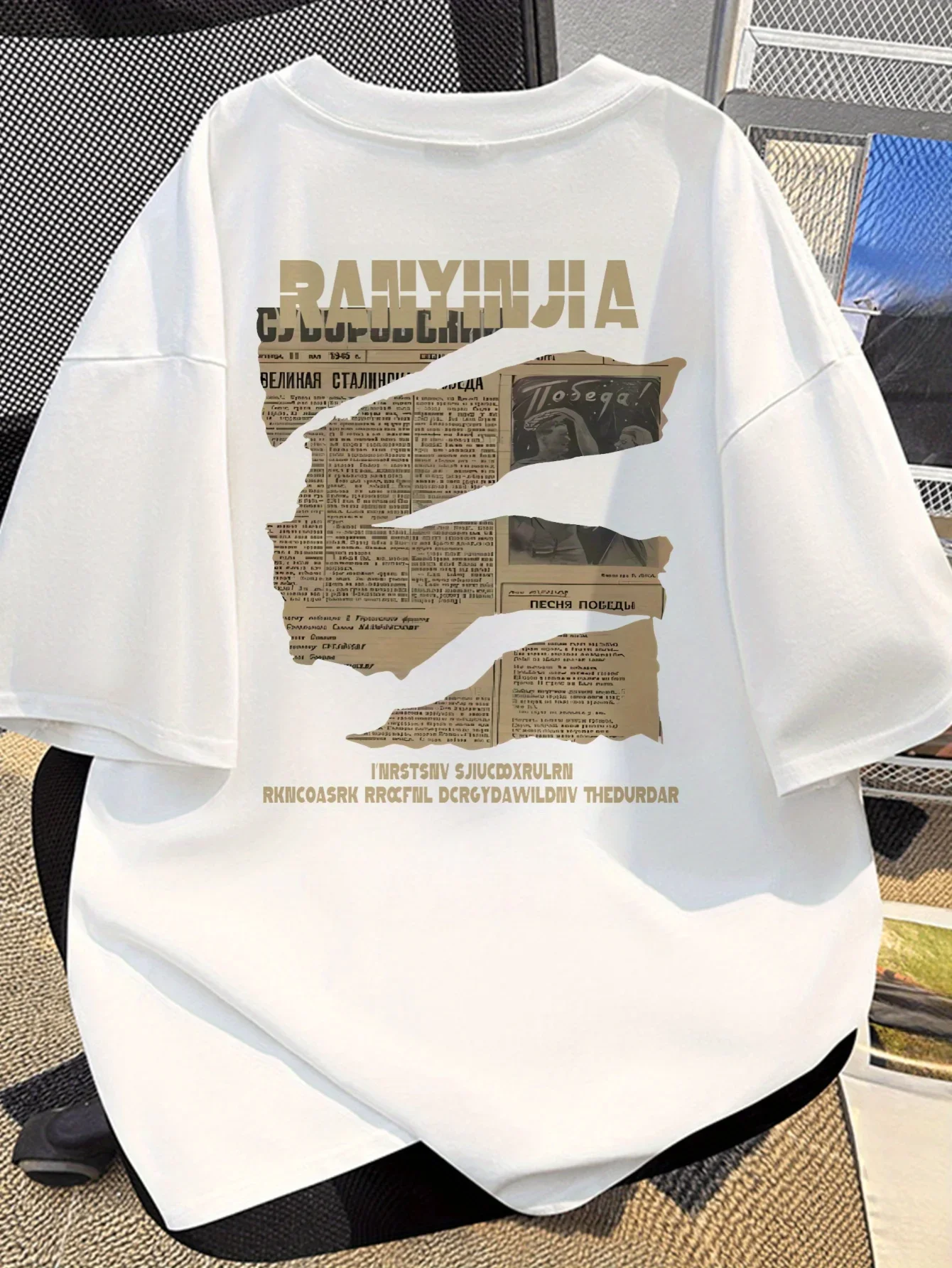 Men's Oversized T-shirt Retro Newspaper Print Graphic Tees Streetwear Cotton Short Sleeve Tops Summer