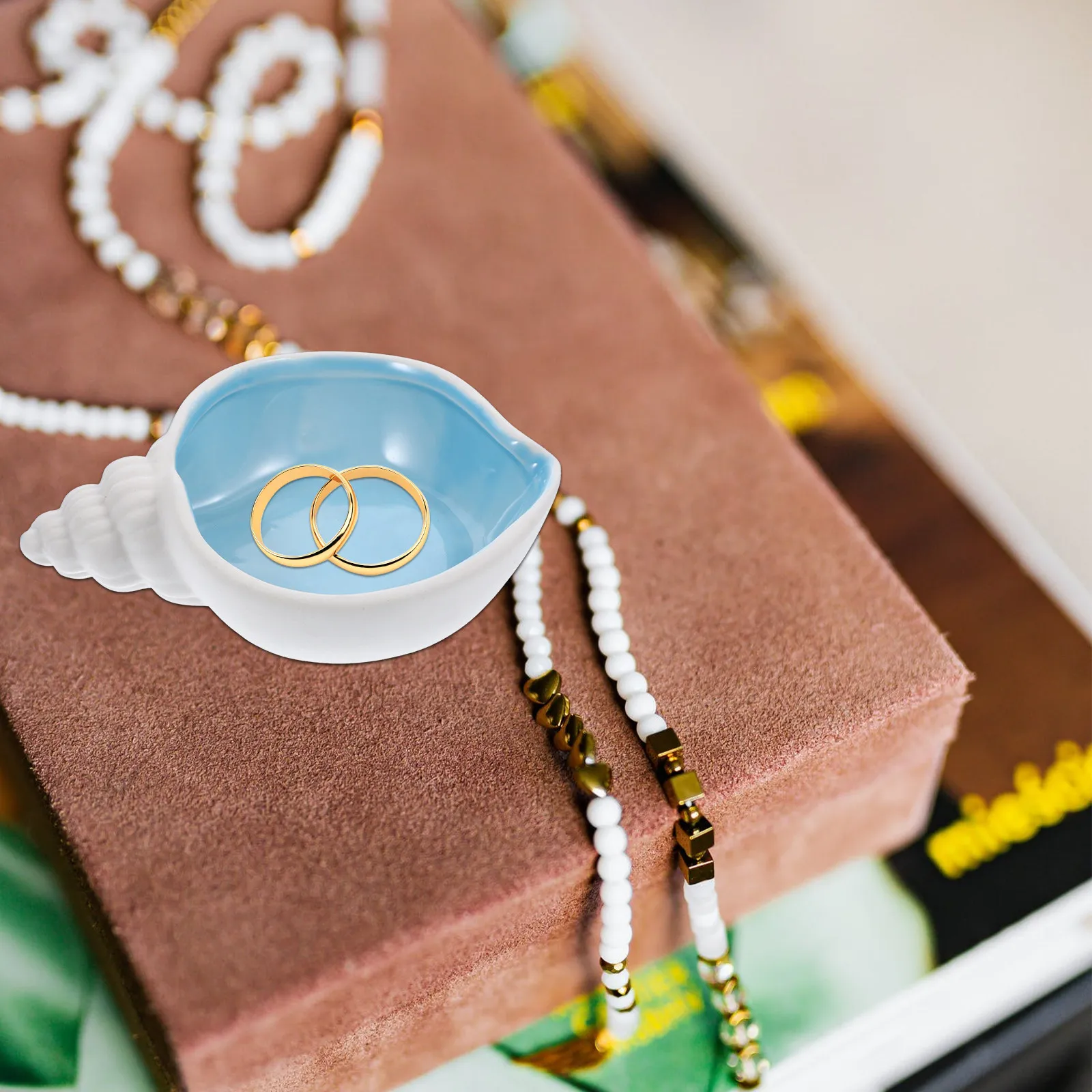 

Керамическая тарелка-ракушка: декоративный поднос для украшений, ключница, чаша для мелочей, органайзер для дома, офиса, гостиной, настольный органайзер для хранения безделушек