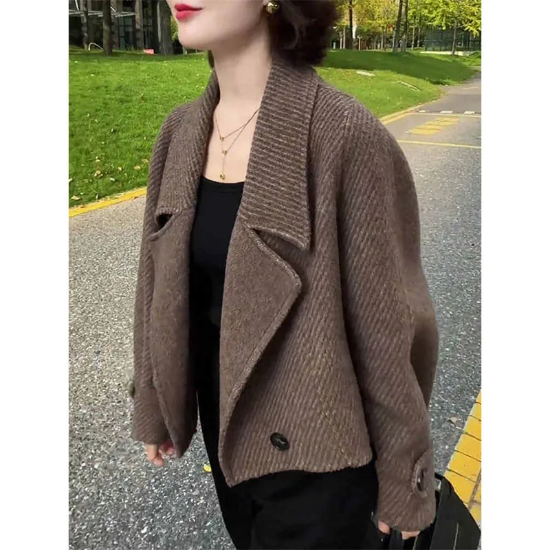 เสื้อโค้ทขนสัตว์สั้นหรูหราสําหรับผู้หญิงฤดูใบไม้ร่วงฤดูหนาว 2025 เสื้อสูทแขนยาวอเนกประสงค์บางเฉียบผู้หญิงเกาหลีได้รับสรรเสริญสูง