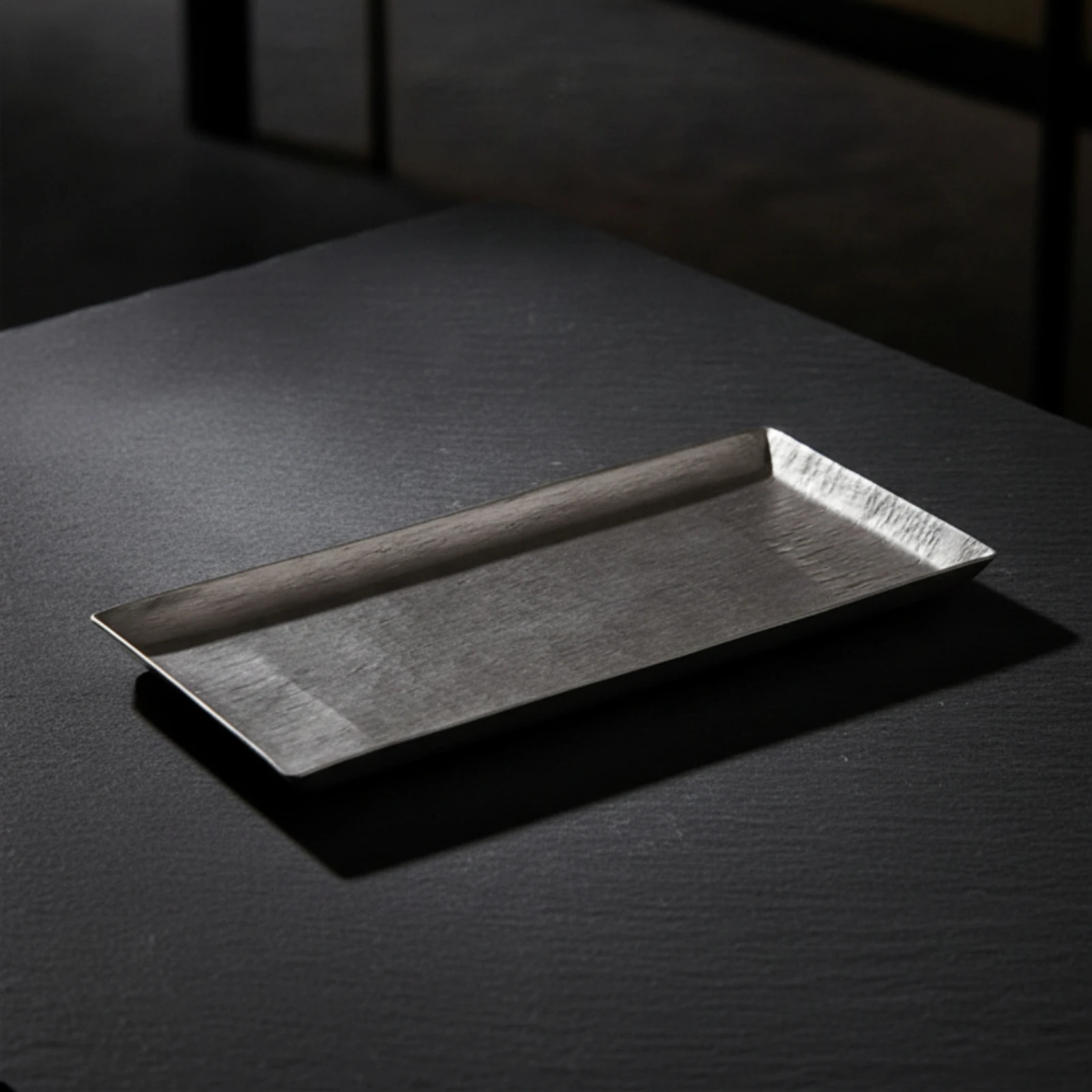 Aluminum Tray with Hammered Finish Shimmering Boat Tray Platter Metal Serving for Coffee Table, Hotel Decor