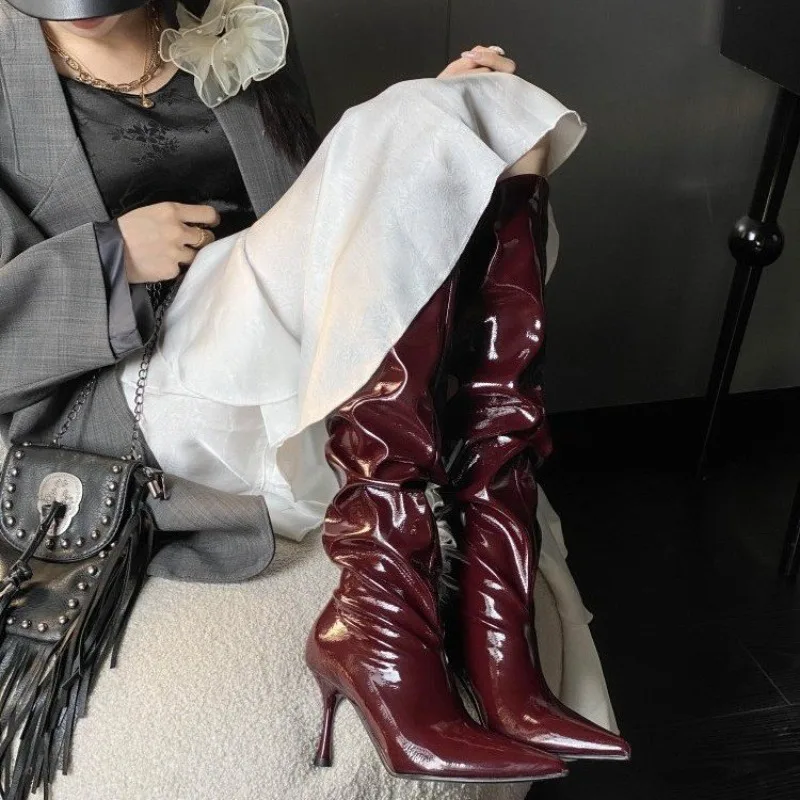 موضة أشار تو رقيقة عالية الكعب أحذية النساء مثير لامعة مطوي منتصف العجل أحذية امرأة بورجوندي الأسود بولي Leather الجلود بوتاس الإناث