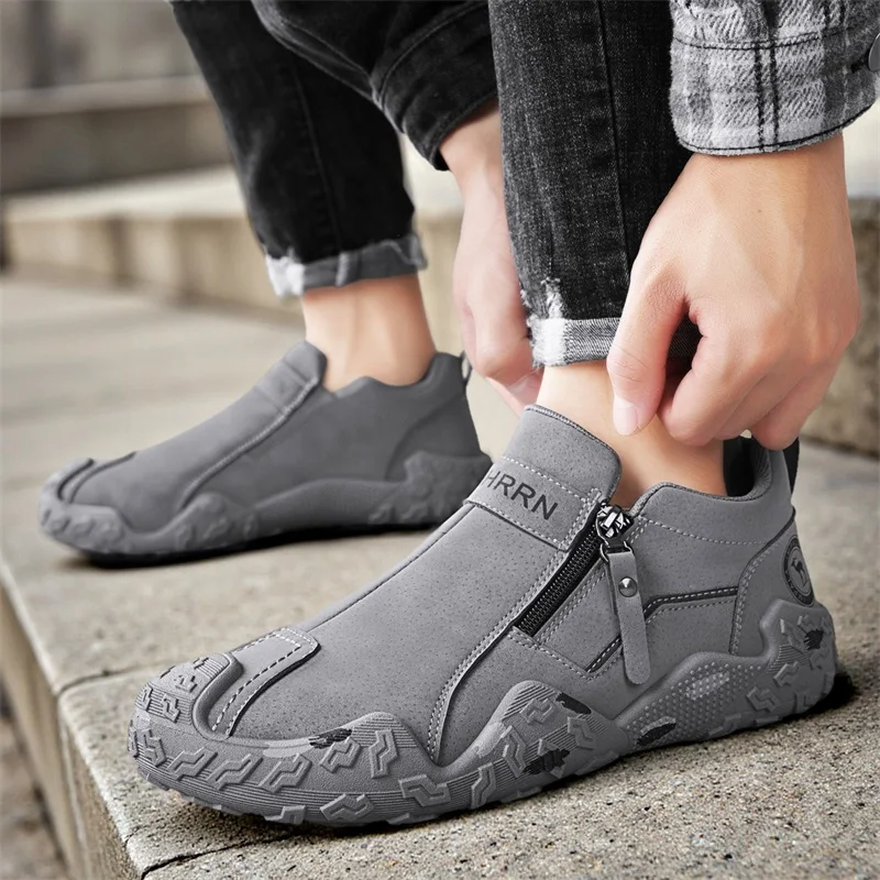 

Men's Casual Sneakers One-Piece Lazy Shoes for All Seasons Slip-On Breathable Outdoor Sport Versatile Student Trendy Shoes