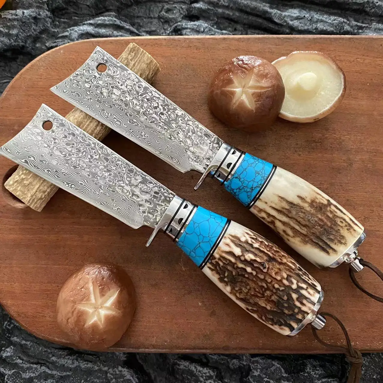 Handmade Natural Deer Antler + Turquoise Handle Fixed Blade Knife Damascus Steel Outdoor Camping Survival Knife For Self Defense