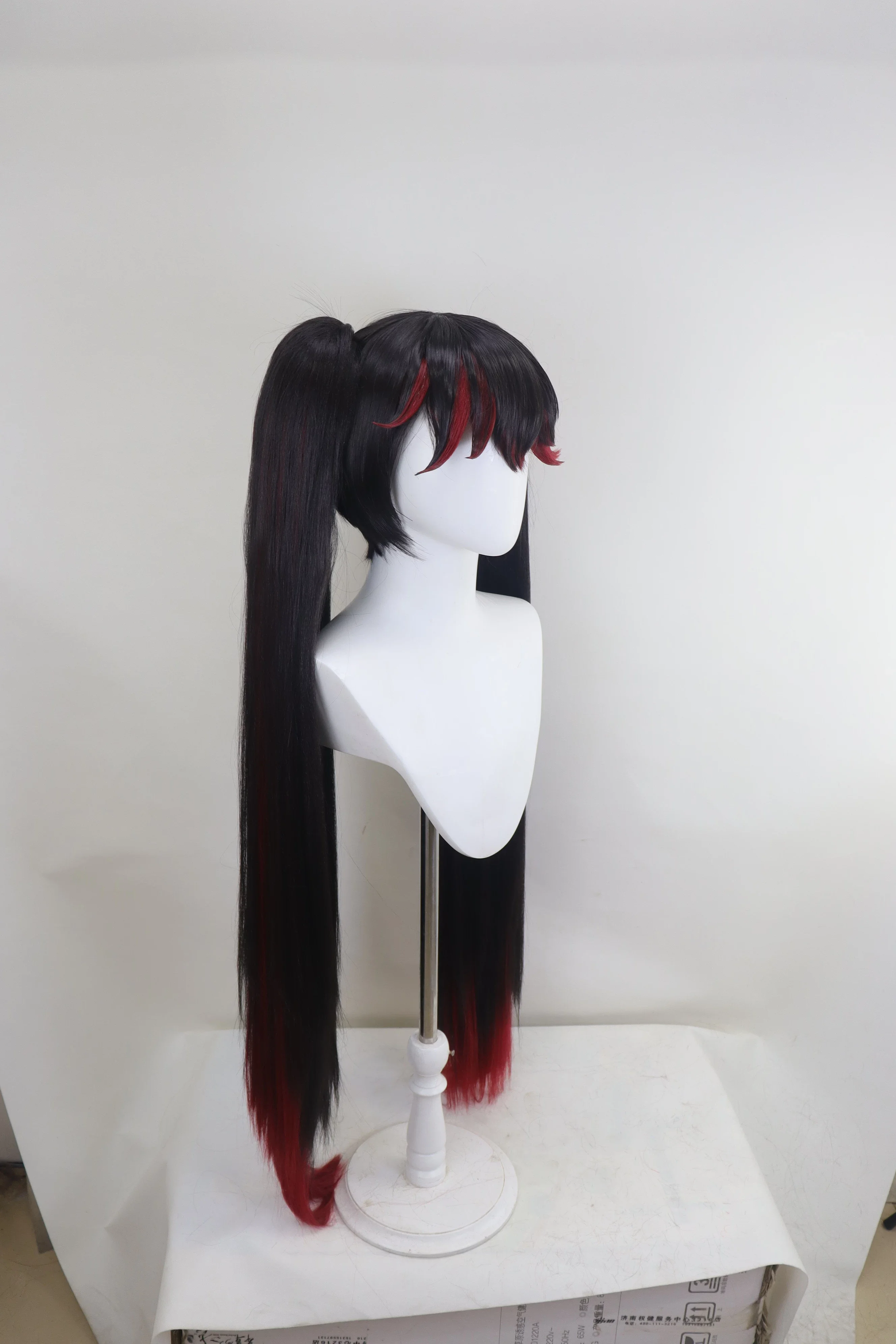 

Irelia H Store GRAY RAVEN：PUNISHING Lucia's wig Cosplay wig