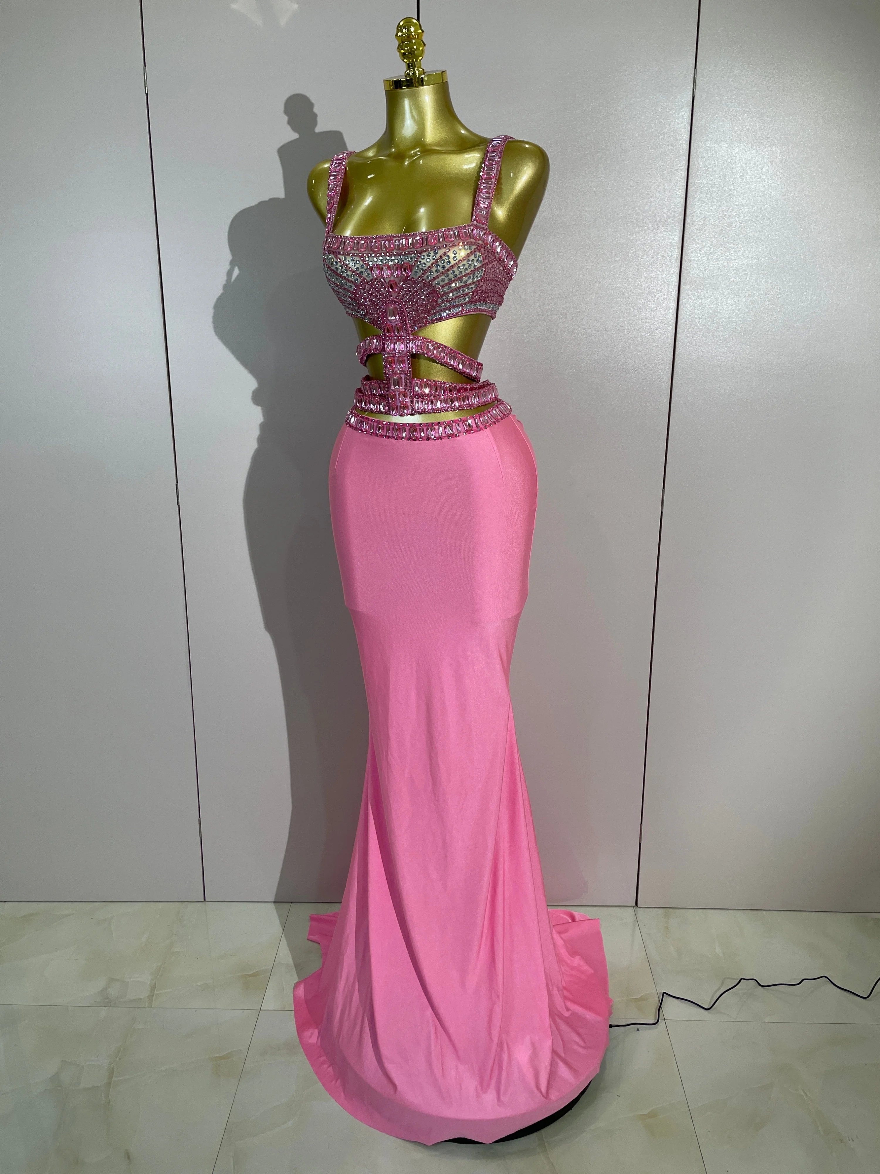 Luxury Sparkly Rhinestone Pink Sexy Sleeveless Long Dress Two Pieces Set Birthday Evening Party Nightclub Party Club Stage Wear - view 2