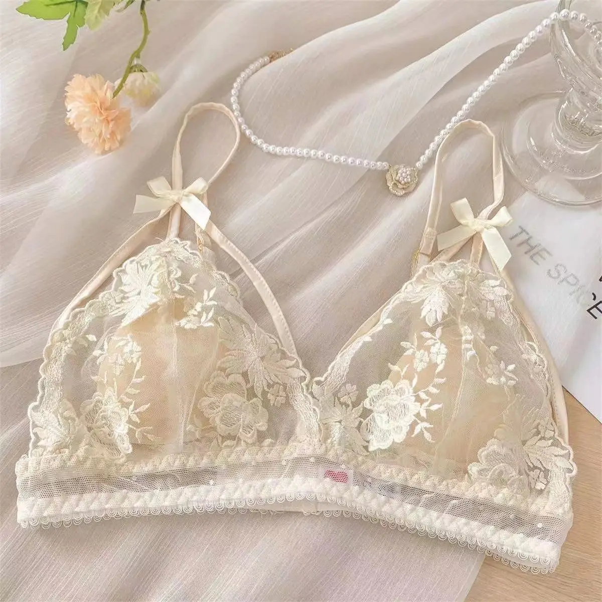 French Pure Desire Girl Lace Lingerie Bra Ladies Thin Summer Sexy Small Breasts Gathered Unwired Bra Sexy Bra Bralette